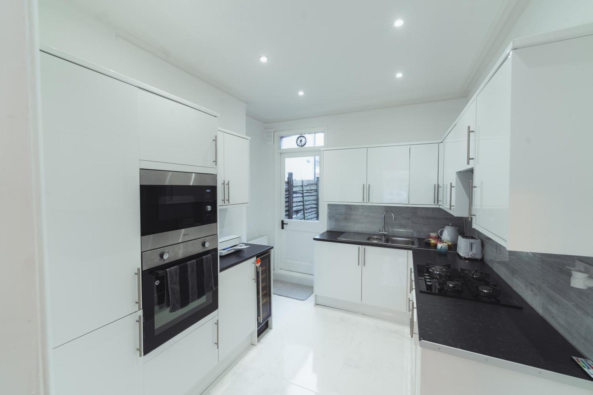 1 Bed - Wifi - Pet Friendly - Harrow Apartman Kültér fotó